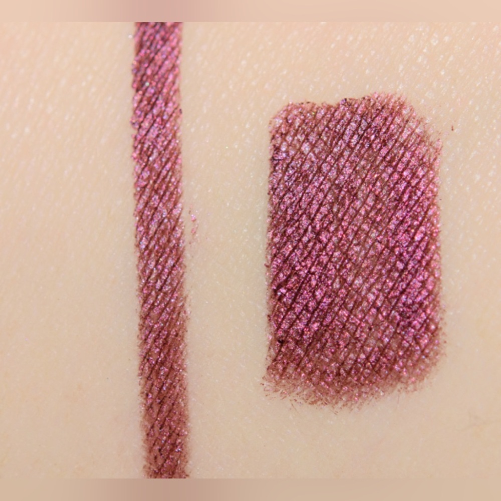 NWOB- MARC JACOBS Highliner Gel Eye Crayon Liner Cherry Amour Travel Size - Picture 2 of 2